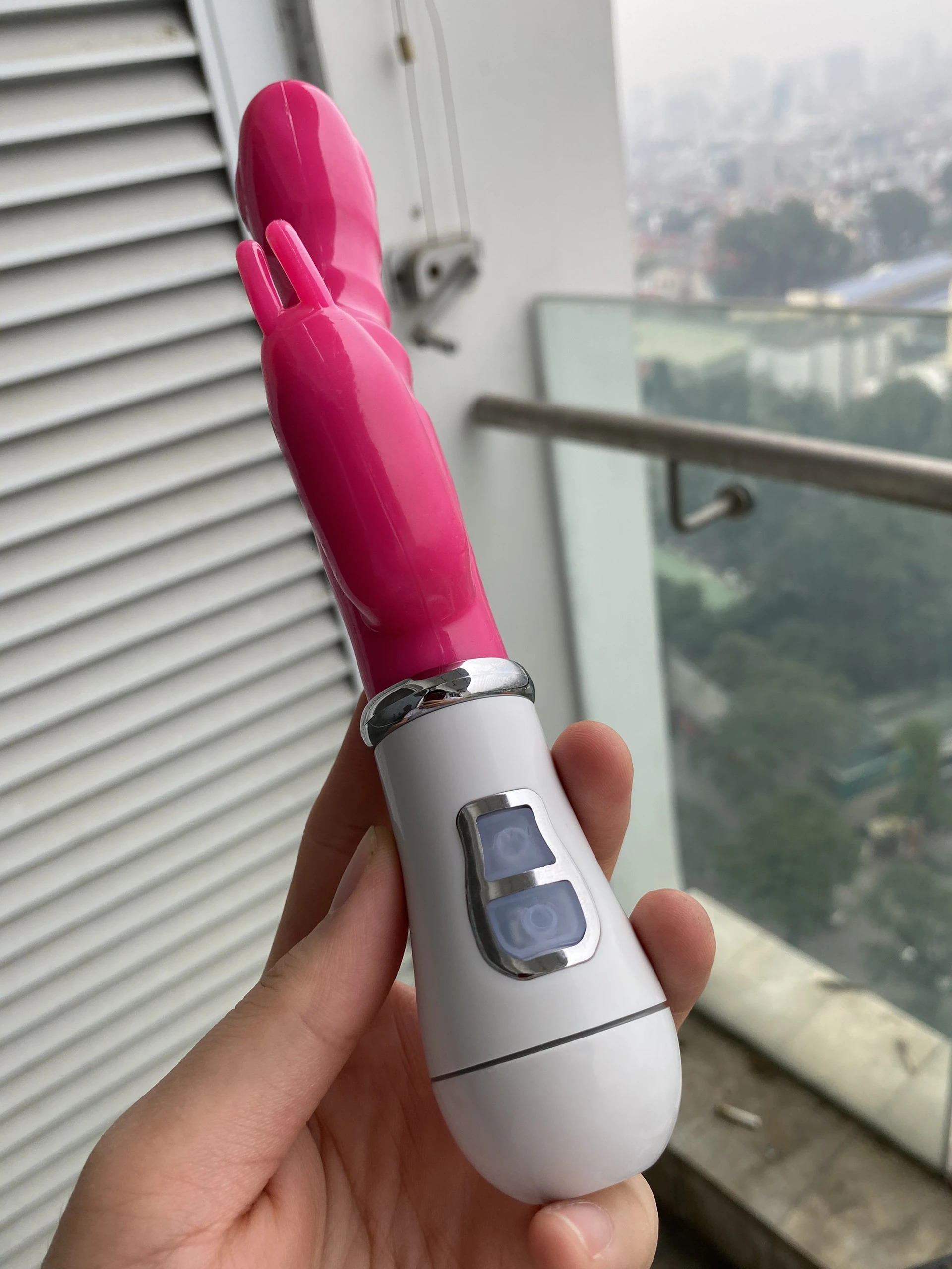 Sextoy Giá Rẻ Cho Nữ - Dương Vật Giả Kèm Lưỡi Liếm Điểm G Sextoy Giá Rẻ Cho Nữ - Dương Vật Giả Kèm Lưỡi Liếm Điểm G
