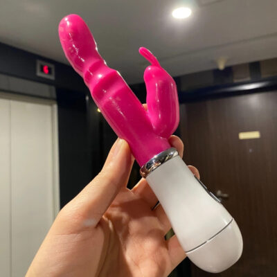 Sextoy Giá Rẻ Cho Nữ - Dương Vật Giả Kèm Lưỡi Liếm Điểm G