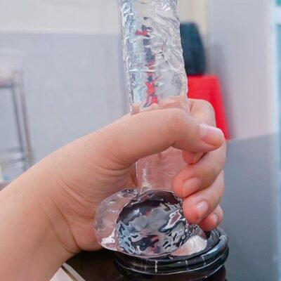 dương vật giả silicone trong suốt