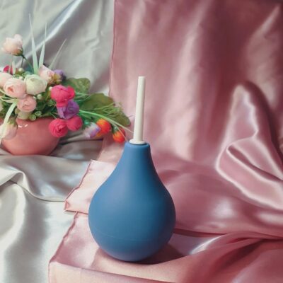 bình xịt rửa âm đạo và hậu môn