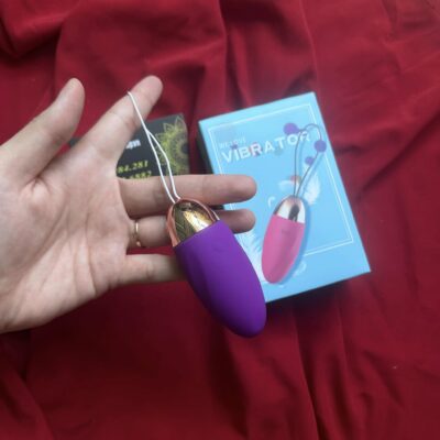 trứng rung không dây silicone dùng sạc