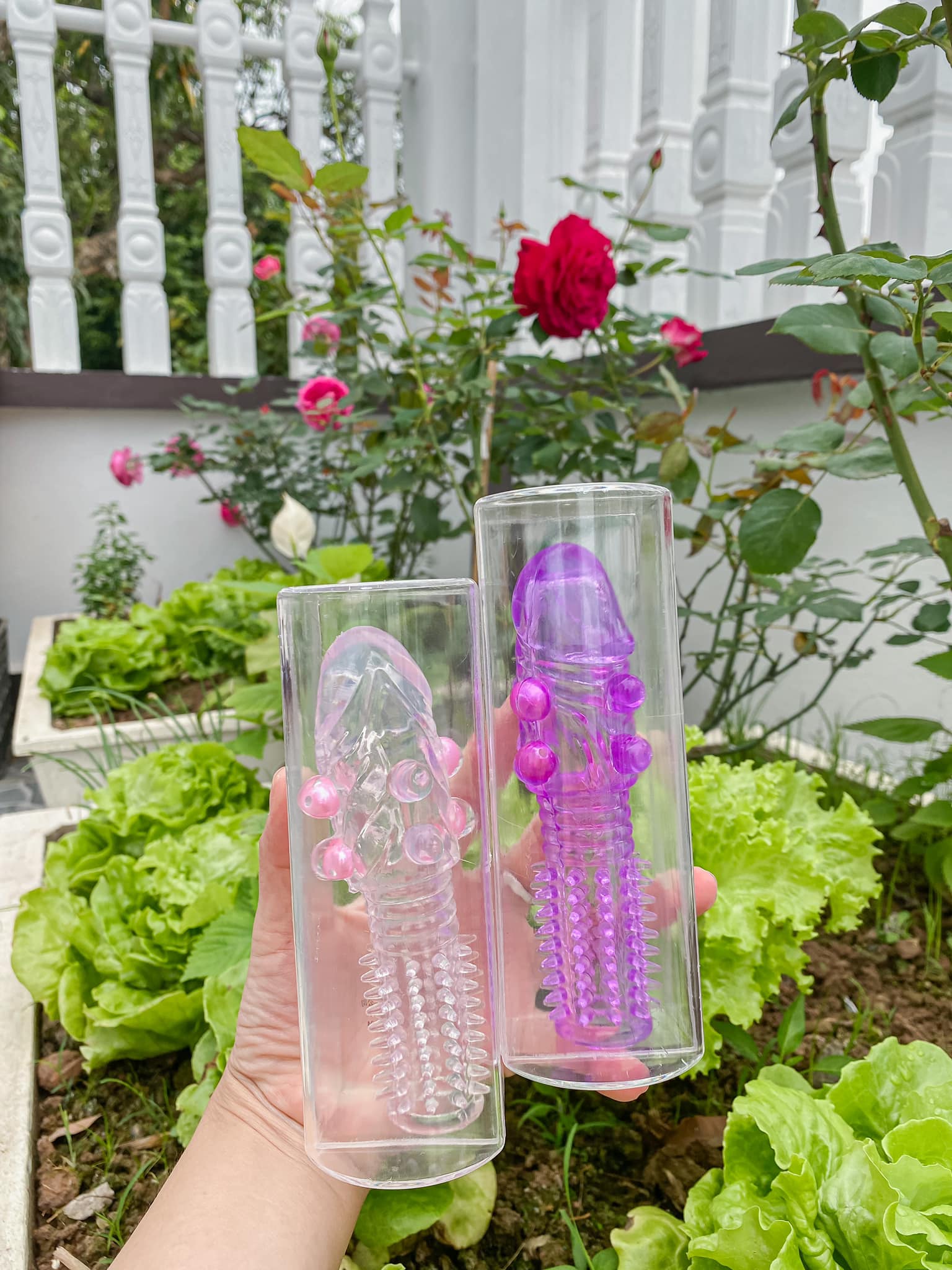 Trứng Rung Điều Khiển Từ Xa Kèm Lưỡi Và Gai Kích Thích Trứng Rung Điều Khiển Từ Xa Kèm Lưỡi Và Gai Kích Thích