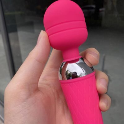 chày rung silicon dùng sạc