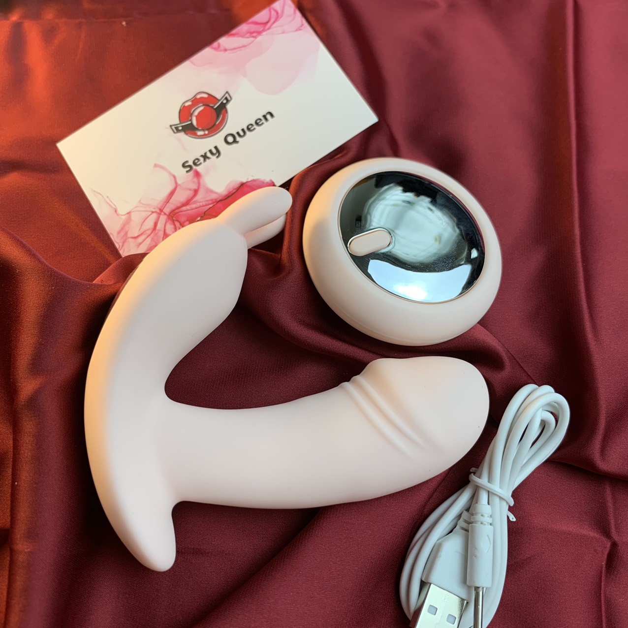 Trứng Rung Điều Khiển Từ Xa Kèm Lưỡi Và Gai Kích Thích Trứng Rung Điều Khiển Từ Xa Kèm Lưỡi Và Gai Kích Thích