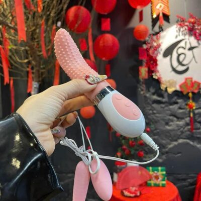 lưỡi liếm kết hợp trứng rung 2 đầu