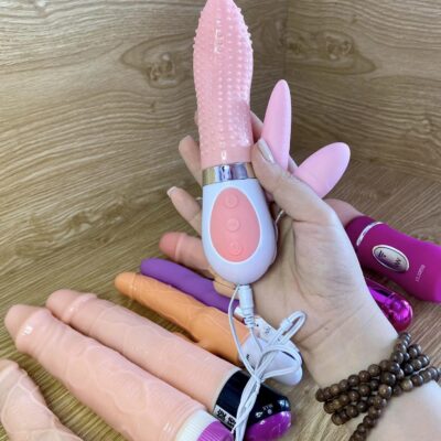 lưỡi liếm kết hợp trứng rung 2 đầu