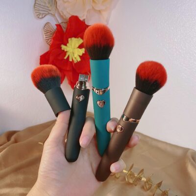 máy rung sextoy ngụy trang cọ trang điểm