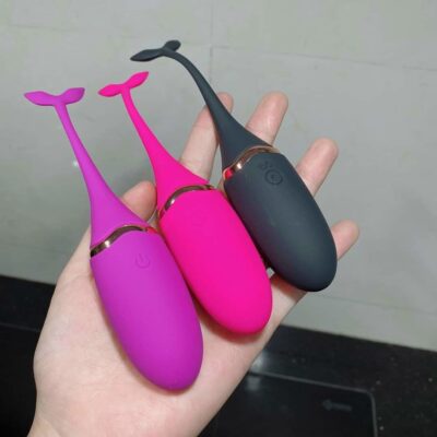 trứng rung cá heo điều khiển từ xa